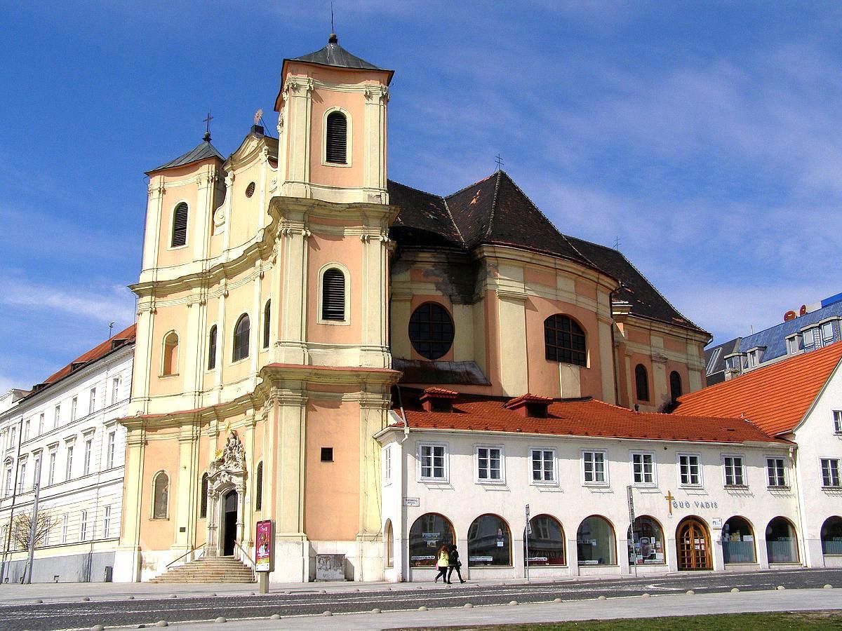 Церковь Святой Троицы (Kostol svateho Jana z Mathy)